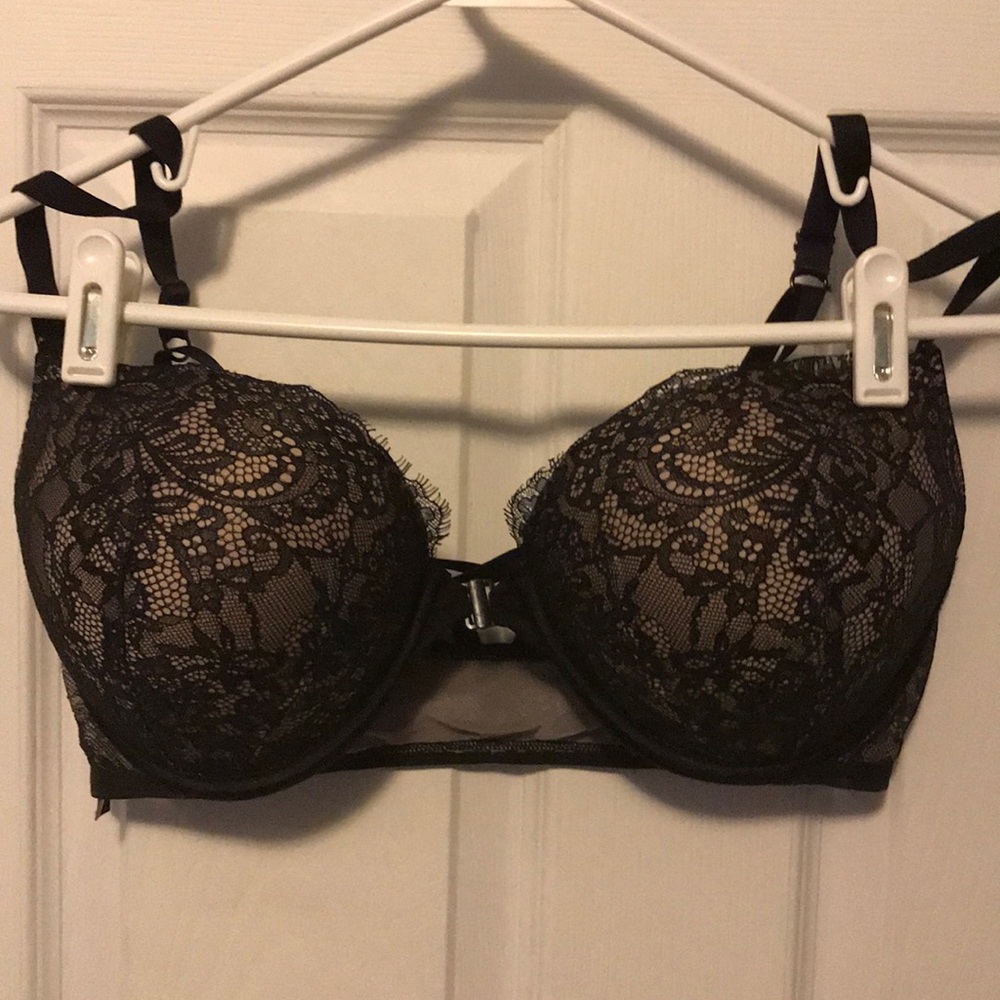 Victoria secret bombshell bra